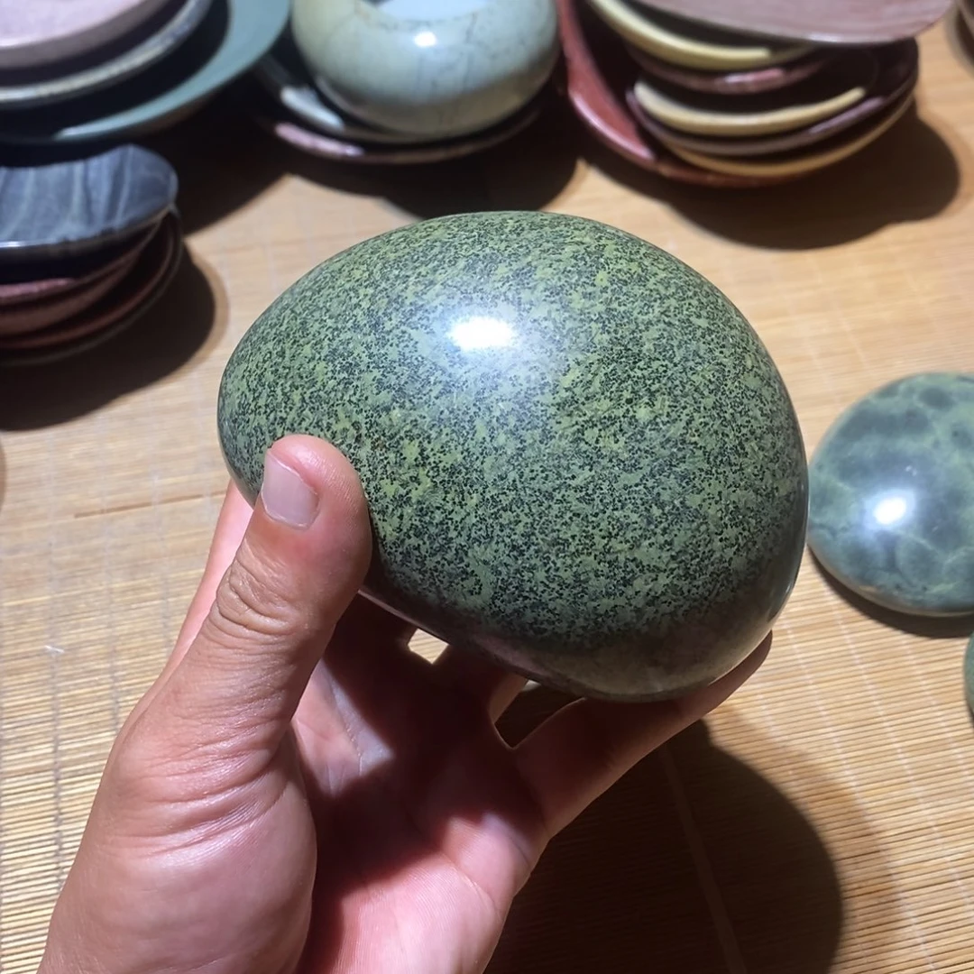 红***客绿泥草花小型石头