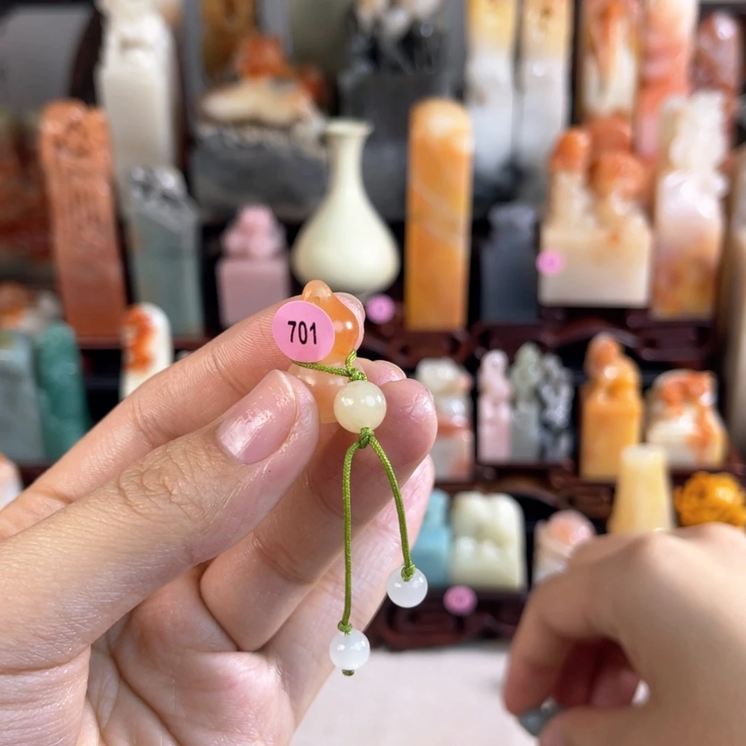 昌化石印石小****姥701.000000