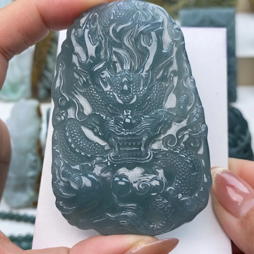 未镶嵌定制翡翠龙牌