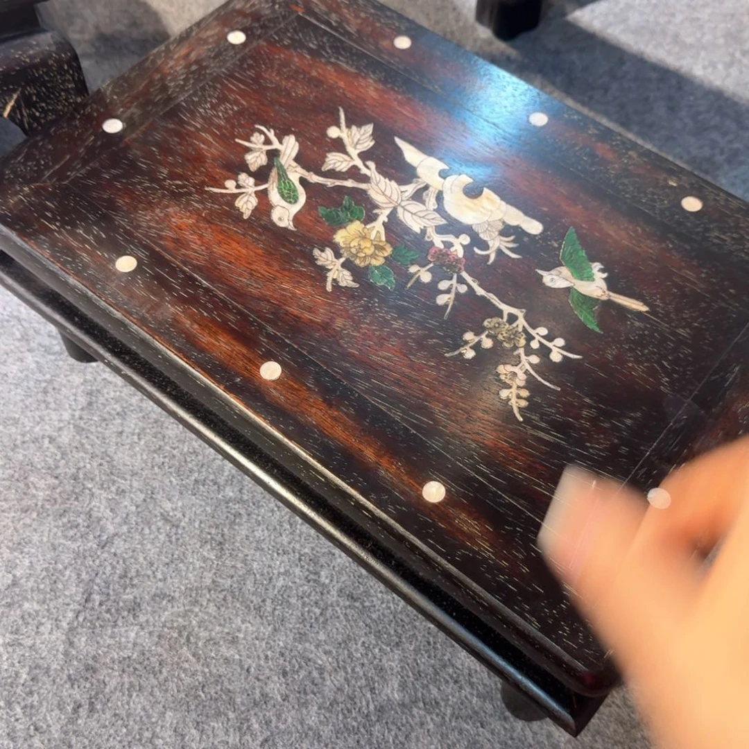 贡木桌呃呃呃呃呃呃呃呃，
