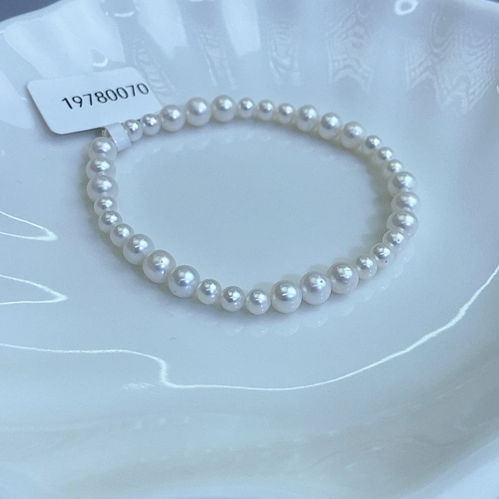 颈饰未镶嵌淡水珍珠