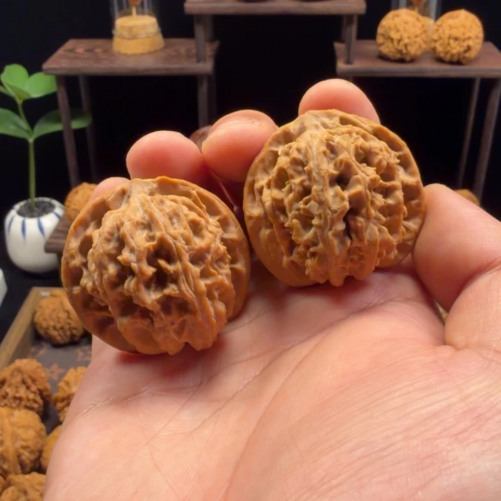 把件文玩核桃苹果