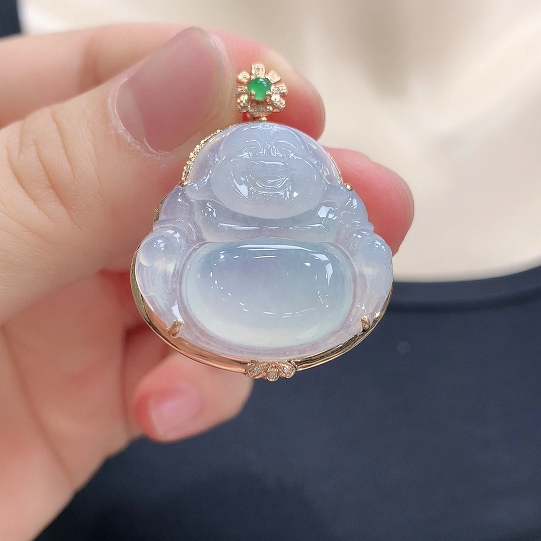 翡翠18K金镶嵌颈饰佛公