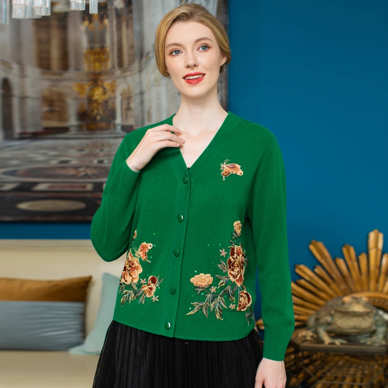 亿喜绣中年秋冬大码刺绣100%纯羊毛针织开衫毛衣休闲高贵妈妈5202