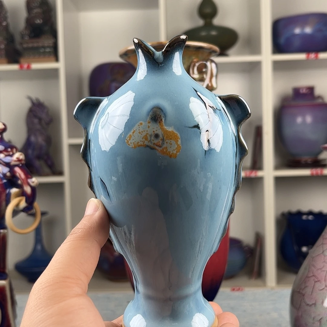 瓷片摆件……连年有余……