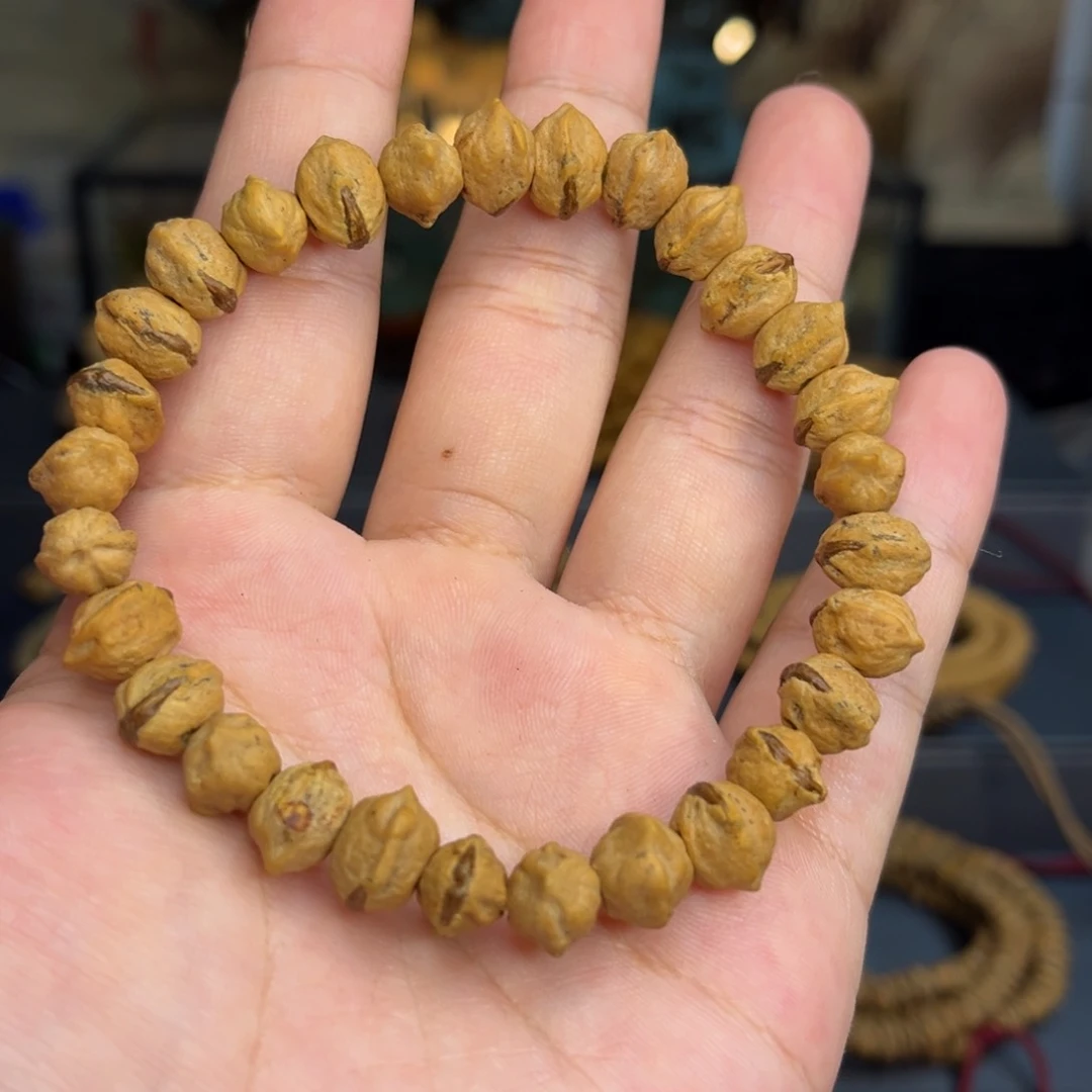 柏香籽/百香籽吊坠横打红芽单圈