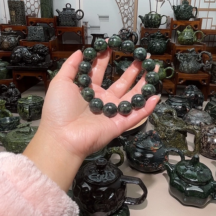 o***i蛇纹石玉未镶嵌藏玉药王石精美摆件