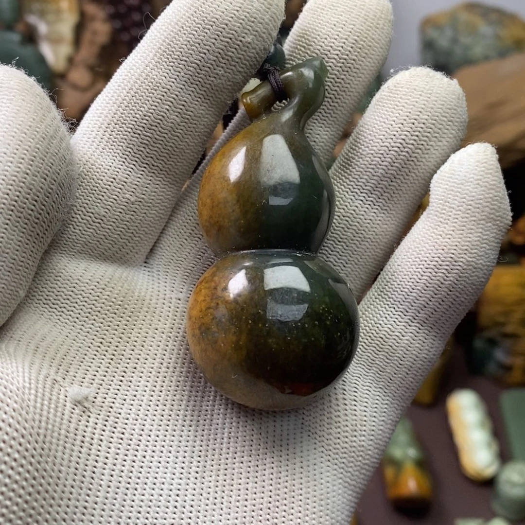 岫岩河磨玉（透闪石质玉）未镶嵌挂件