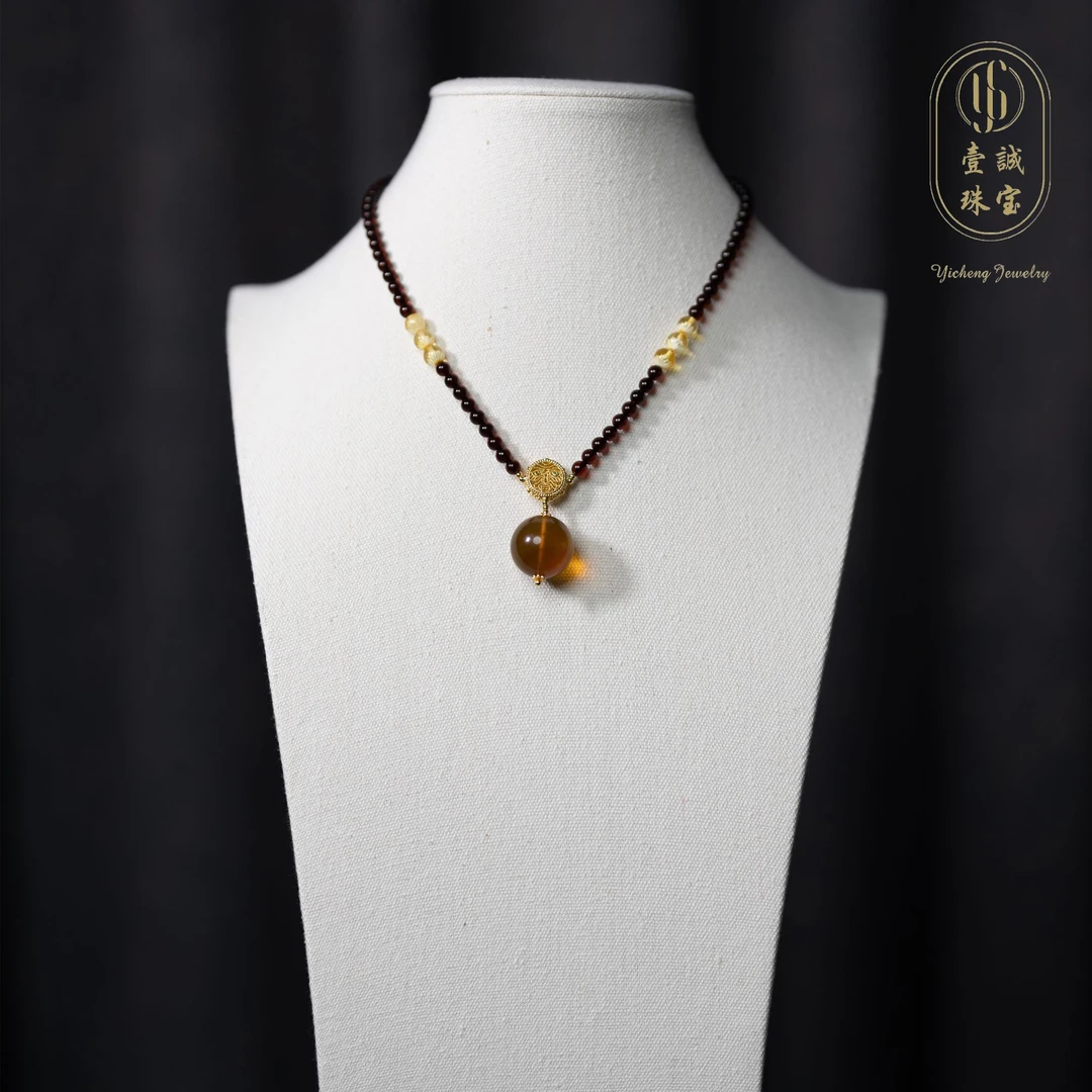 宝仓优选—缅甸天然灵草珀项链女款手工气质蓝色时尚百搭珠珠镶嵌