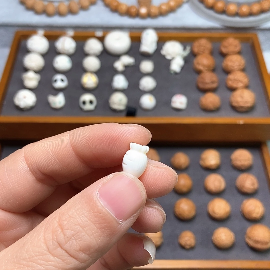 猴头核桃吊坠?*?猛犸胡萝卜