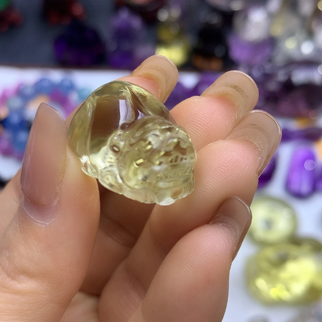 未镶嵌水晶珠宝半成品