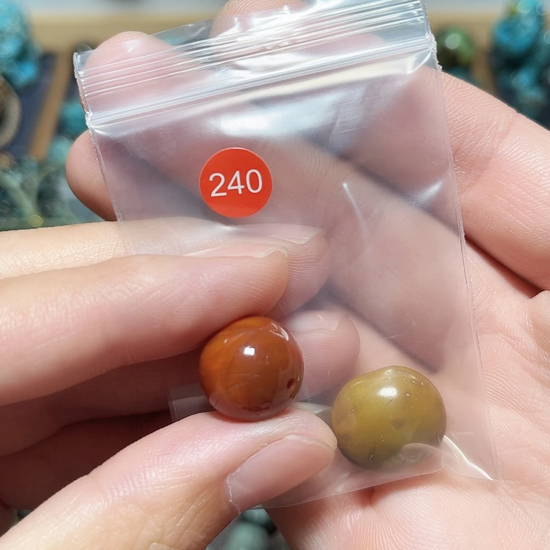 鱼***仓玛瑙/玉髓未镶嵌圆珠桶珠老型手串！！