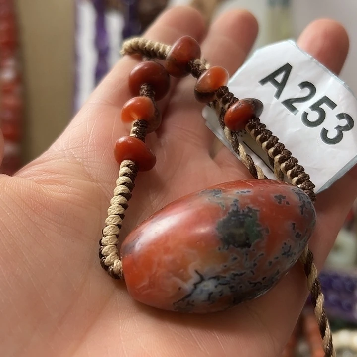 逗***哥玛瑙/玉髓未镶嵌颈饰