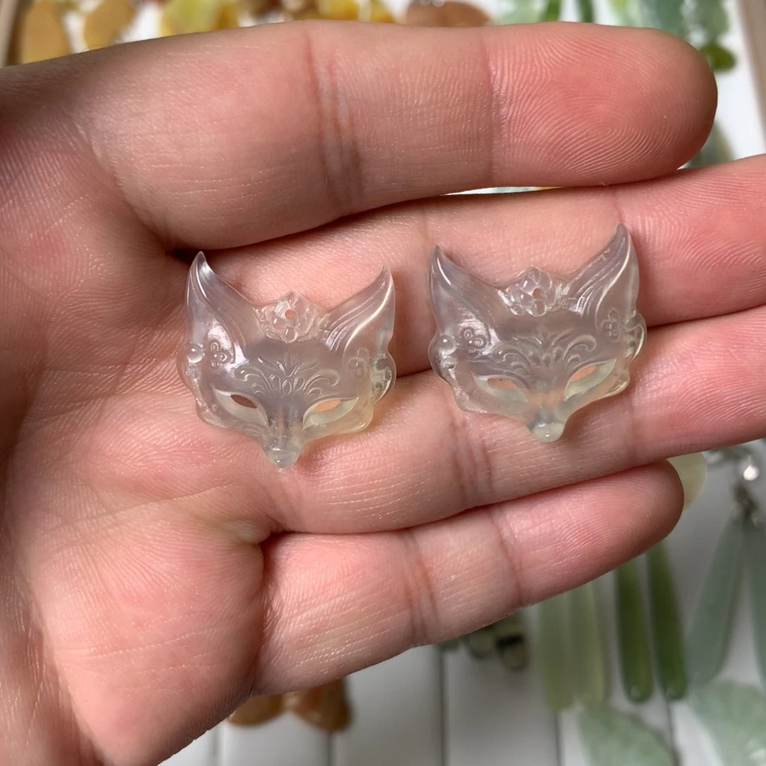 蛇纹石玉耳饰未镶嵌