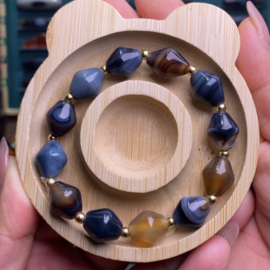 四***夕玛瑙/玉髓未镶嵌珠宝半成品