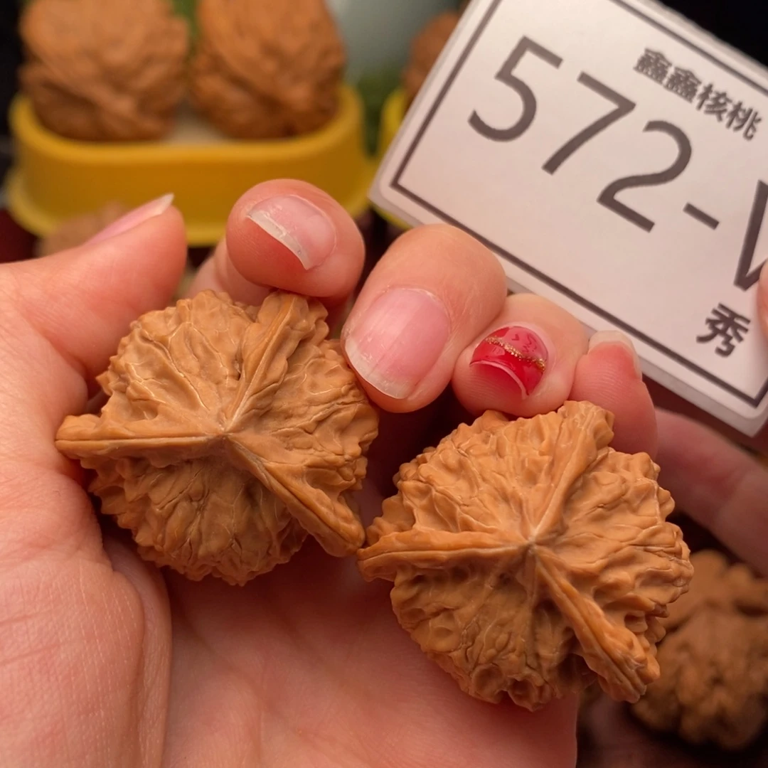 把件桃核盘山奔35……