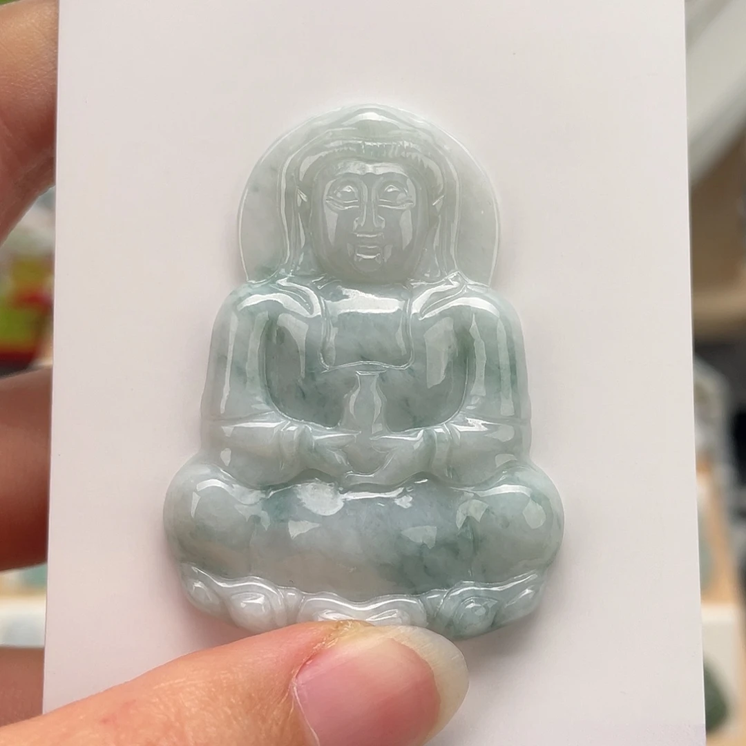 翡翠未镶嵌颈饰观音