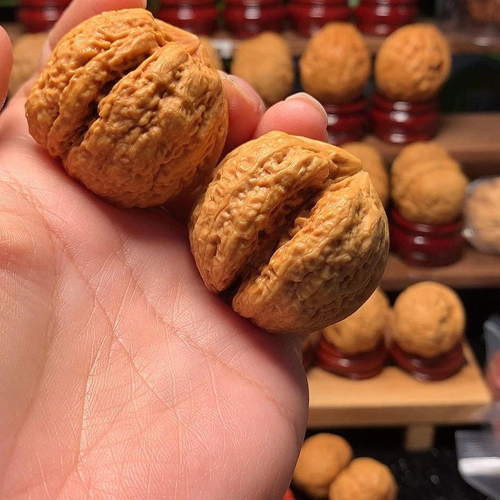 桃核吊坠连体蝴蝶40尺寸