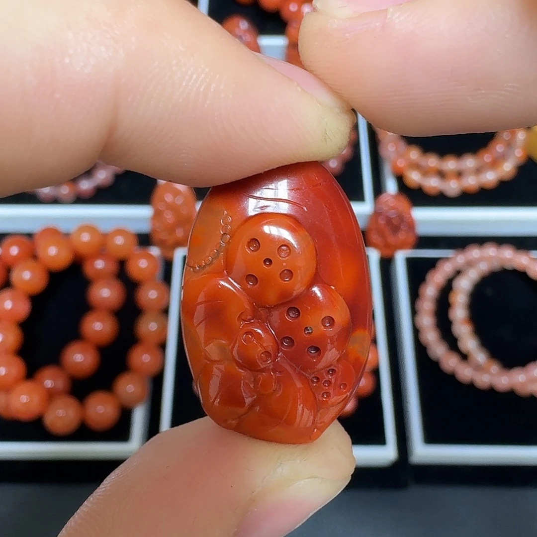 南红玛瑙未镶嵌瓦西满色满肉柿子红玫红莲藕吊坠5.5g