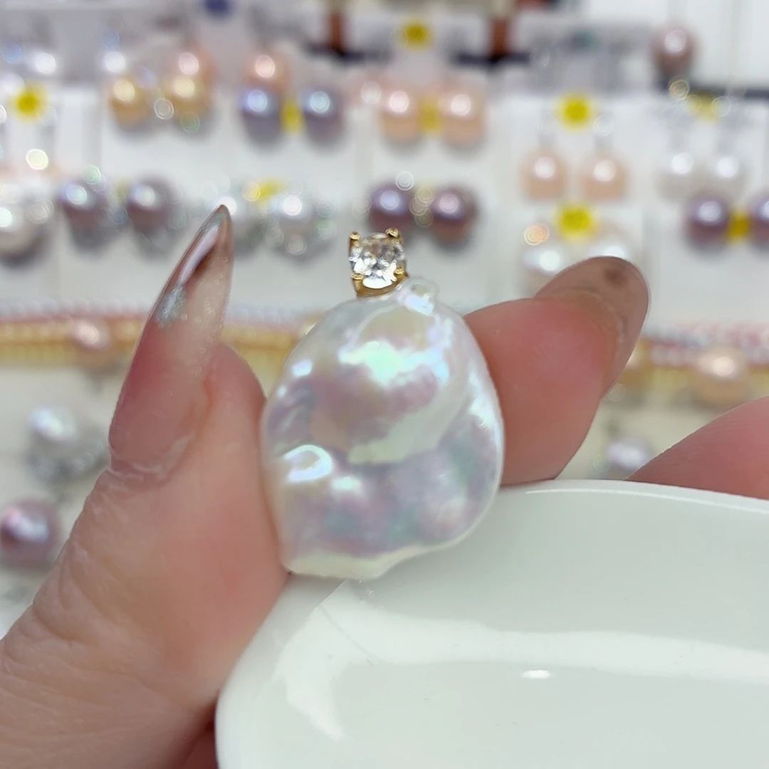 颈饰合金淡水珍珠