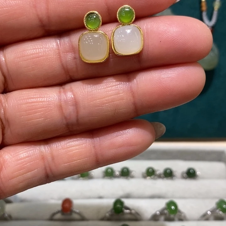 和田玉（糖玉）未镶嵌颈饰