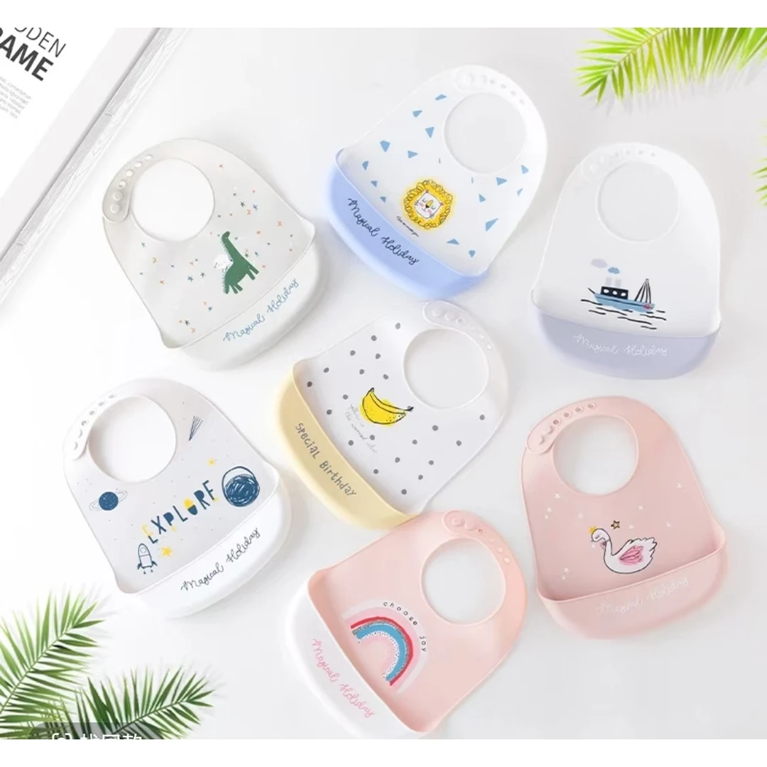 新款宝宝卡通超萌防水饭兜106-1