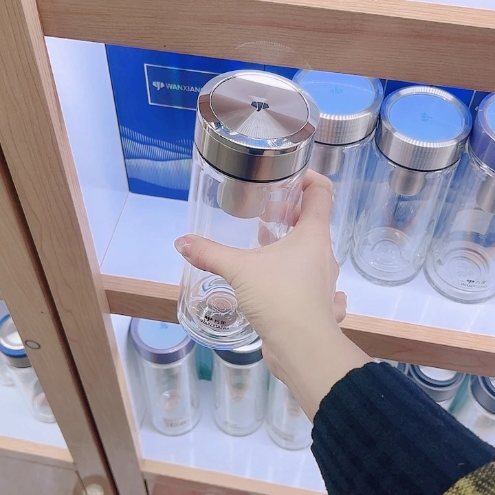 专***跑万象品牌双层玻璃杯V49-480毫升杯套