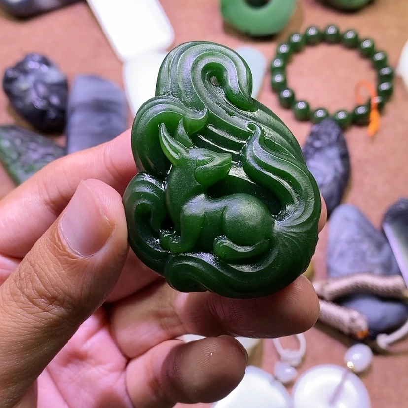 【闪购商品】未镶嵌和田玉（碧玉）挂件晴**u
