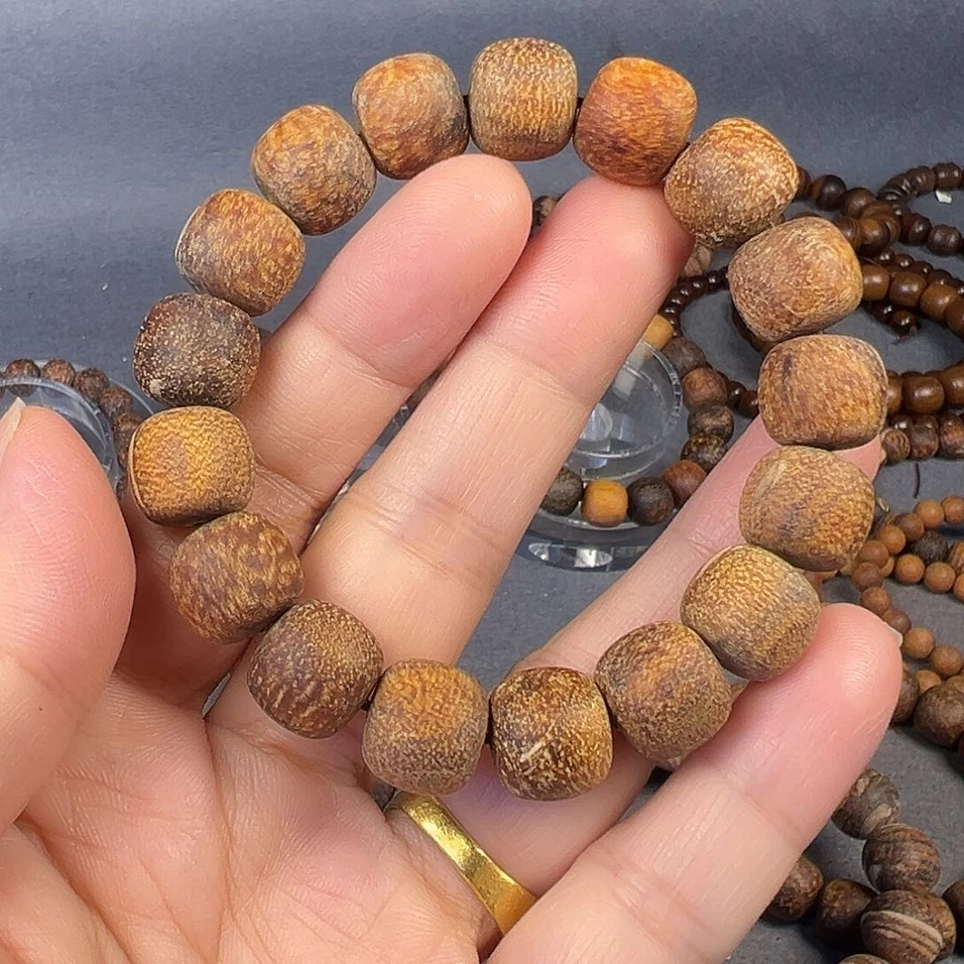 跃***凡贡木1213印贡粗抛黄金龙鳞妖花