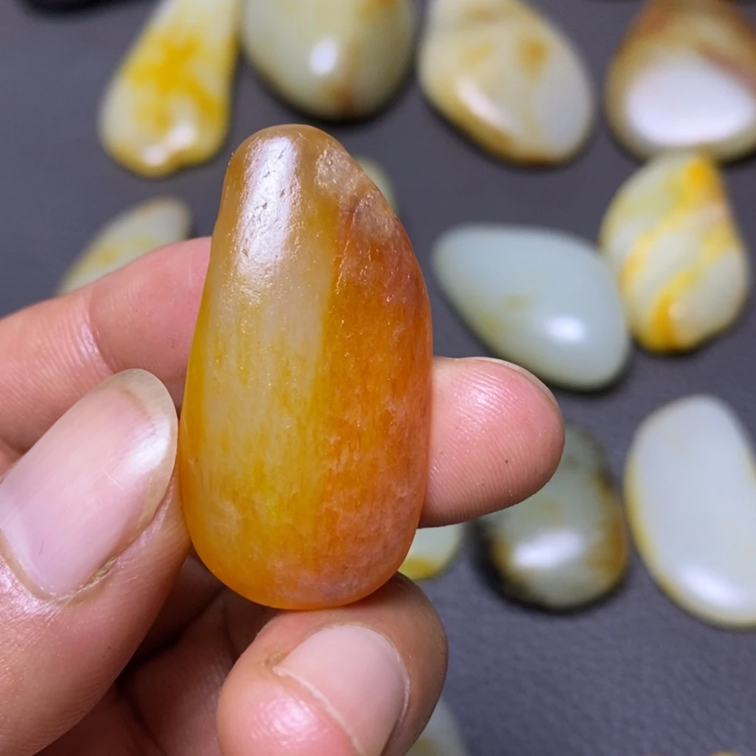 和田玉（糖玉）未镶嵌挂件