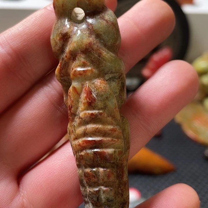 蛇纹石玉未镶嵌挂件