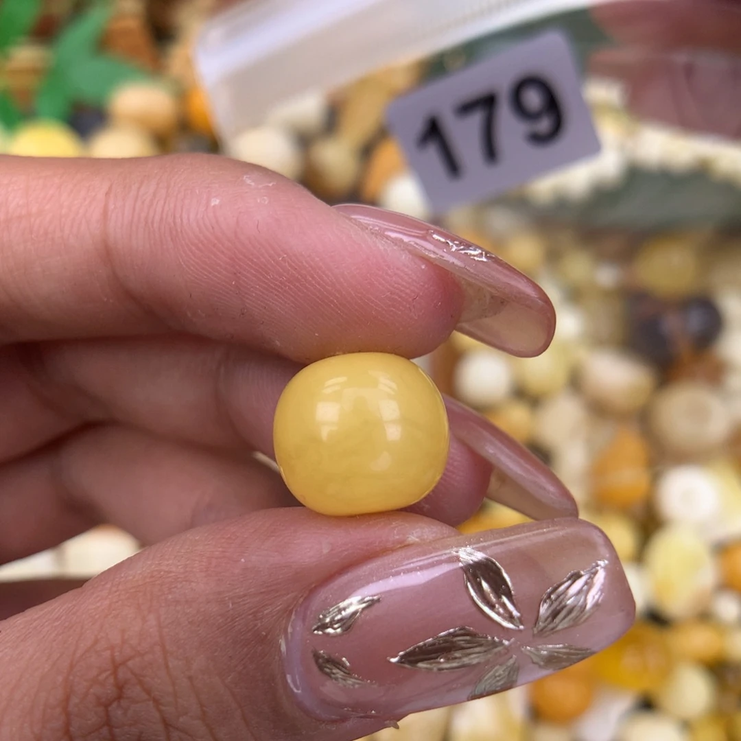 琥珀珠宝奇石未镶嵌12.2