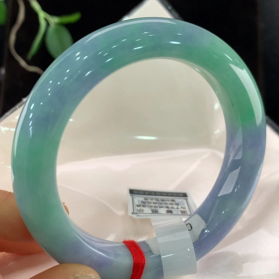 翡翠手镯未镶嵌111-0028