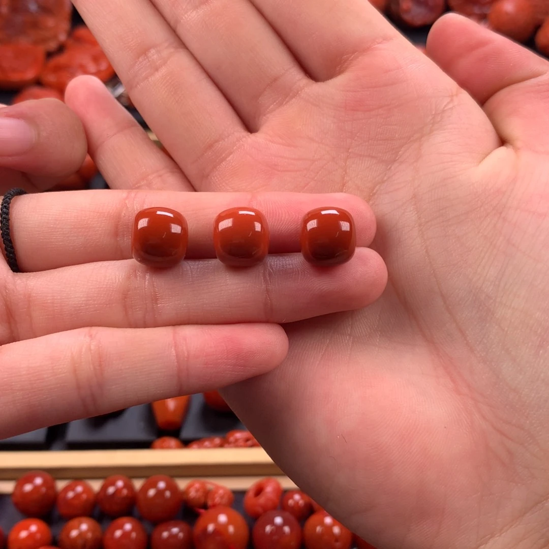 未镶嵌套装南红玛瑙莉***店