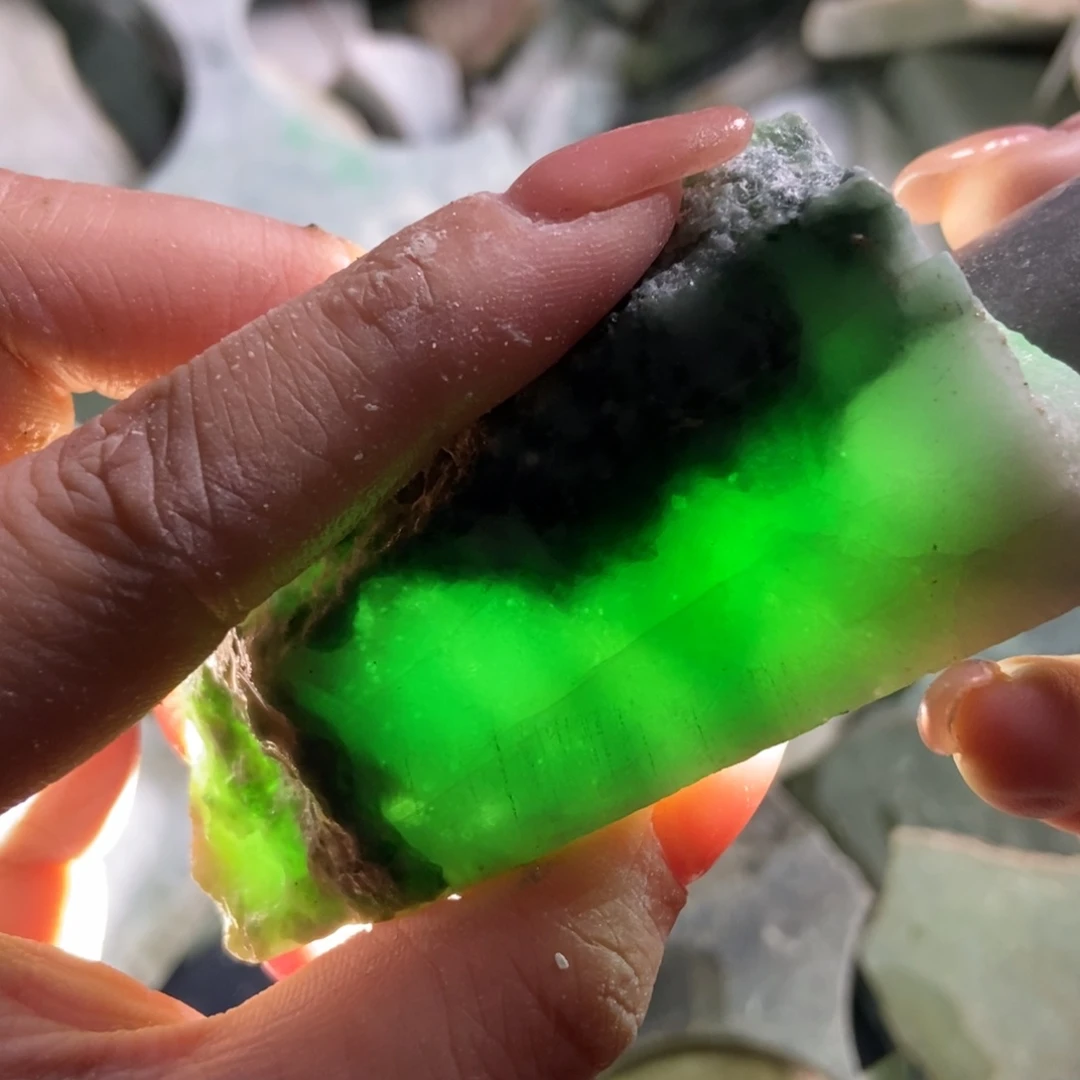 翡翠未镶嵌挂件天然翡翠