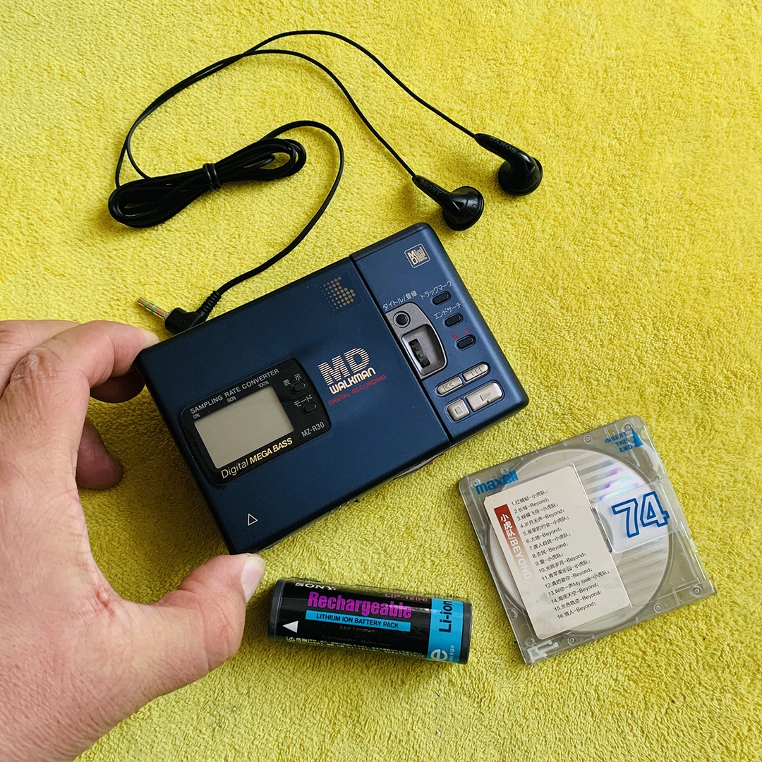 往事推荐MZ-R30 随身经典款怀旧放音盒 好听 经典怀旧产品