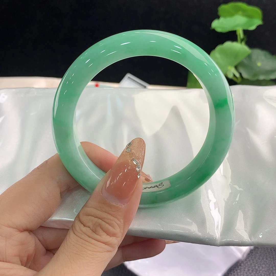 未镶嵌手镯翡翠正57