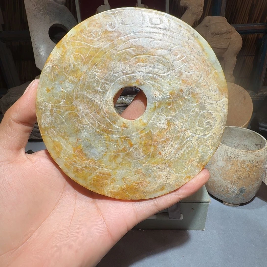 依***古和田玉（糖玉）未镶嵌颈饰