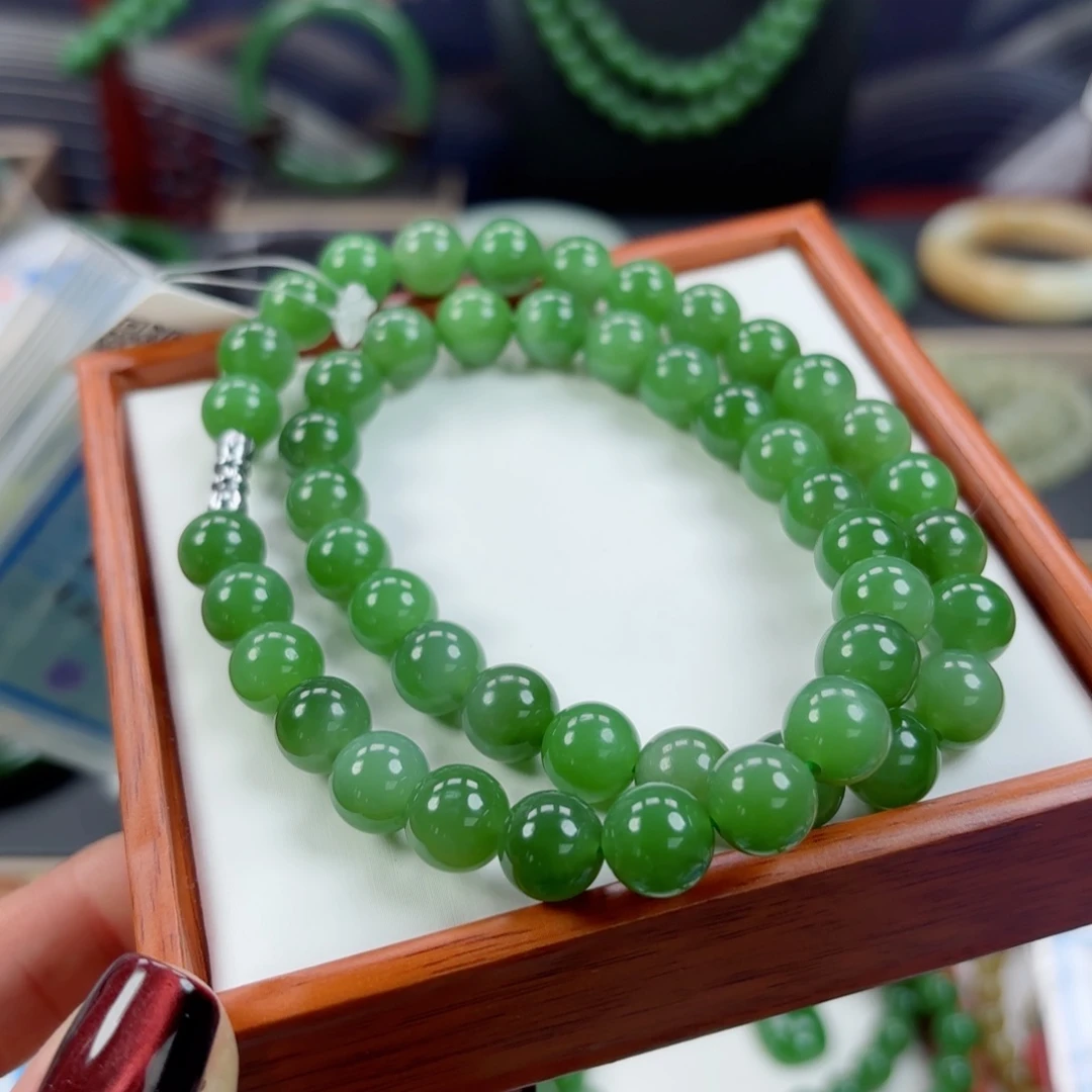 和田玉手链未镶嵌依****s