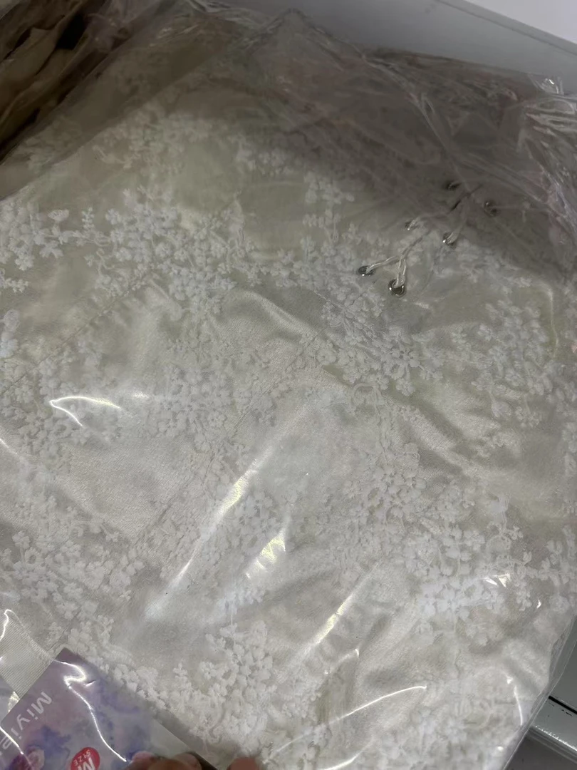 小众设计（清冷小白花）初恋淡颜法式蕾丝绣花吊带通勤设计感