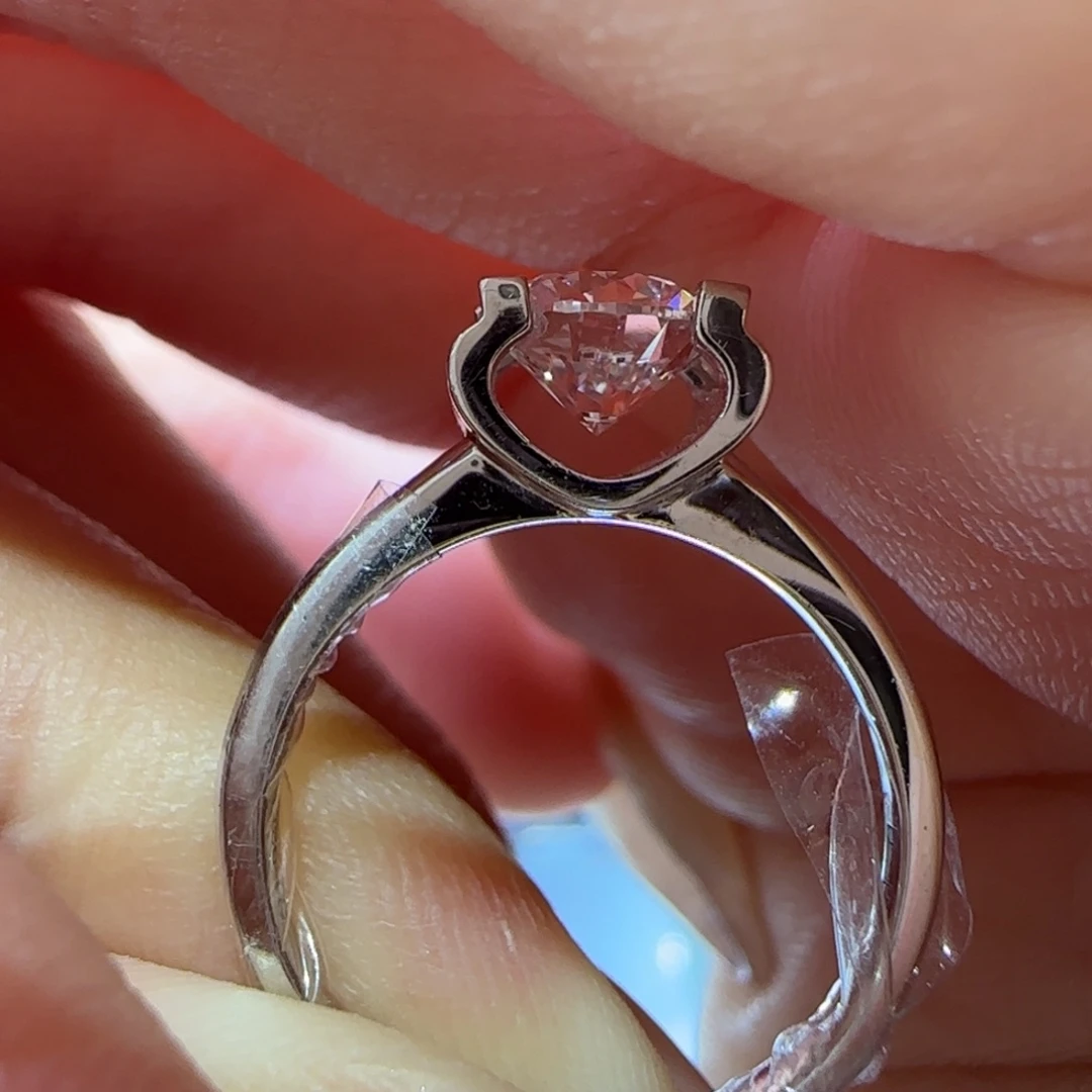 实验室培育钻石铂Pt950镶嵌牛头1卡11号