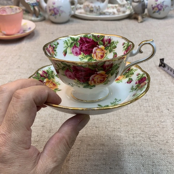 金瓷阁家的美丽瓷器