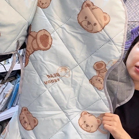 中厚小熊微瑕舒适