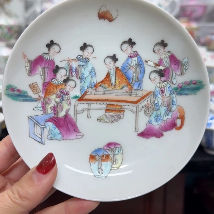 黄***岳景德镇陶瓷杯子盖碗