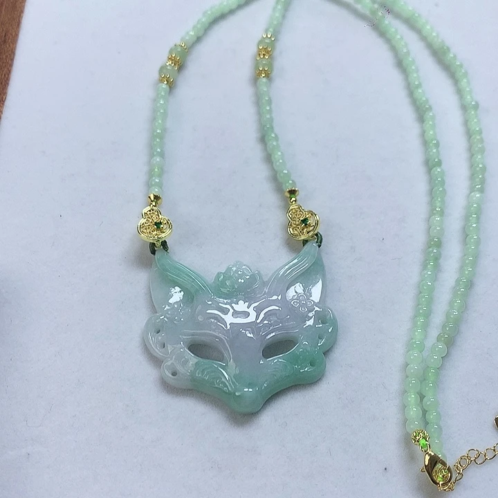 翡翠颈饰未镶嵌吊坠