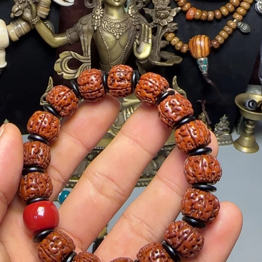 用***8格桑工艺坊直播间