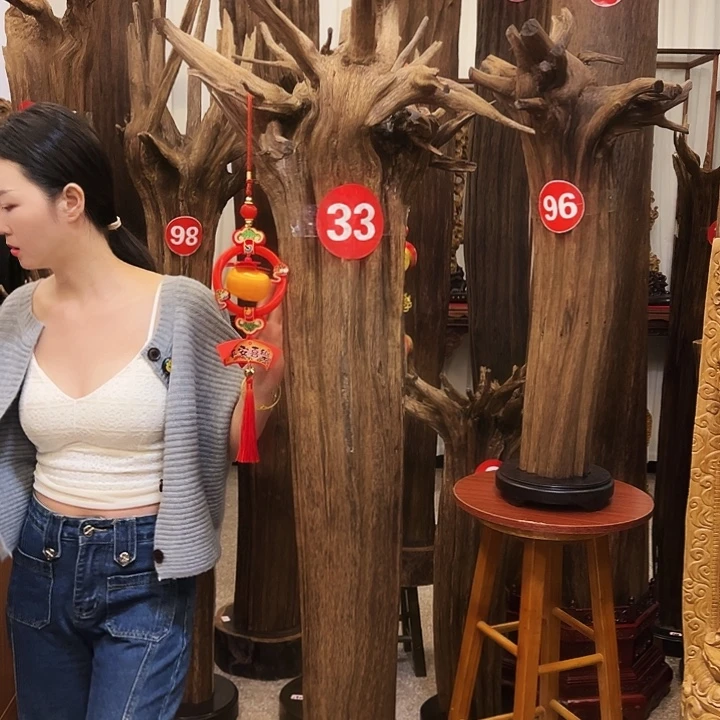 东***业沉香碎屑沉香沉香原材料