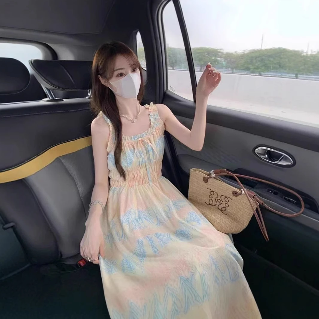 法式复古吊带连衣裙夏2025新款女休闲宽松显瘦吊带连衣裙气质