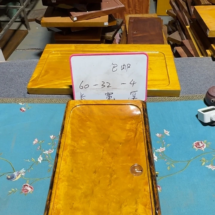 R***.整块实木根雕茶盘