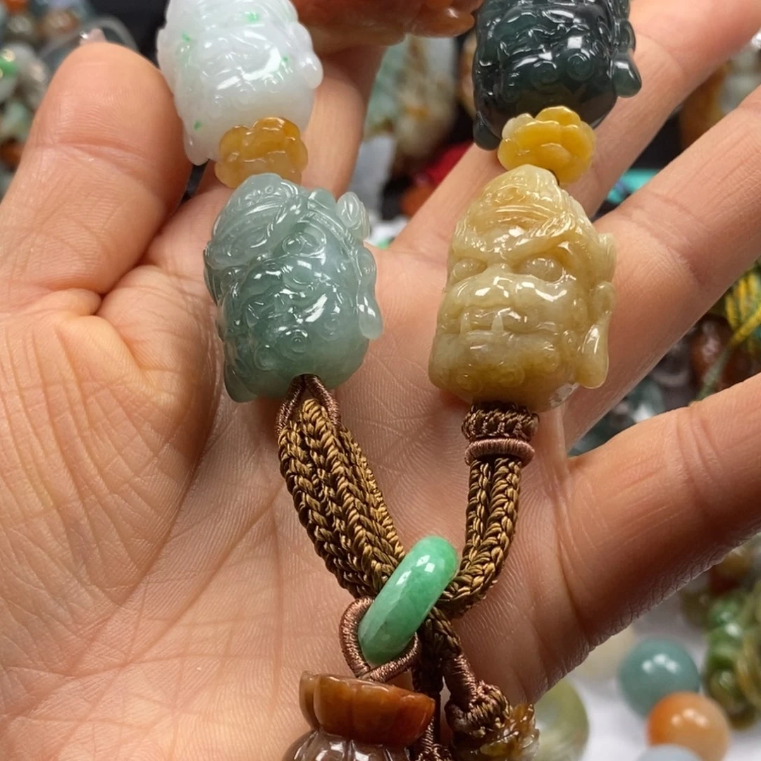 翡翠手链未镶嵌晓**月